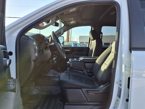 New 2026 GMC Sierra 3500 Pro w/ Convenience Package image 13