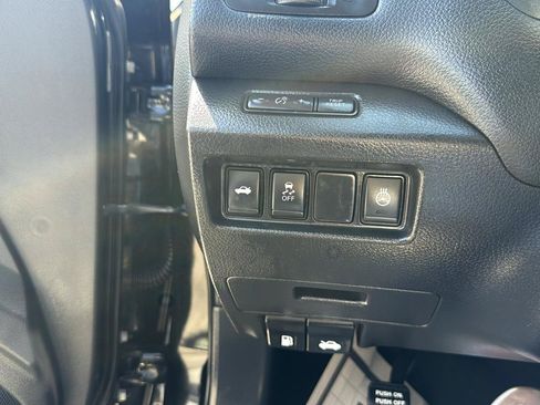 Used 2018 Nissan Altima 2.5 SL FWD image 26