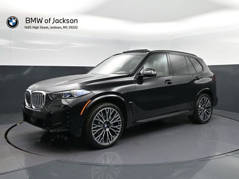 New 2026 BMW X5 sDrive40i w/ M Sport Package RWD image 3