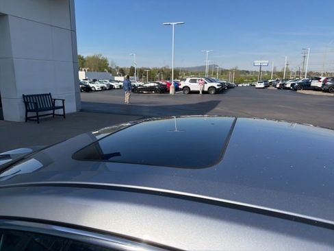 Used 2019 Honda Civic EX-L image 5