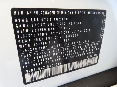 New 2026 Volkswagen Tiguan SE image 30