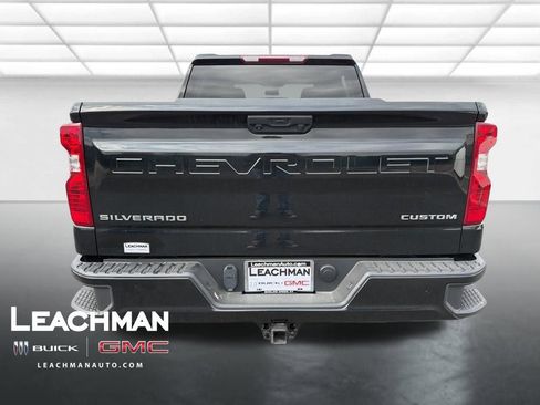 Certified 2023 Chevrolet Silverado 1500 Custom image 5