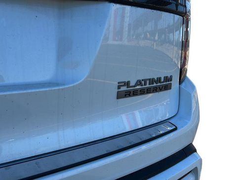 Used 2025 Nissan Armada Platinum Reserve AWD/4WD image 36