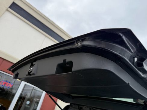 Used 2012 Jeep Liberty Limited Jet w/ Chrome Accents Group image 9