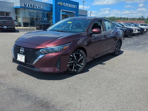 Used 2025 Nissan Sentra SV FWD image 3