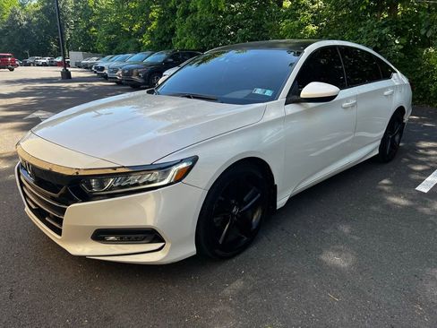 Used 2018 Honda Accord Sport image 1
