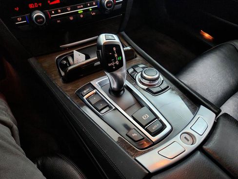 Used 2012 BMW 740i RWD image 18