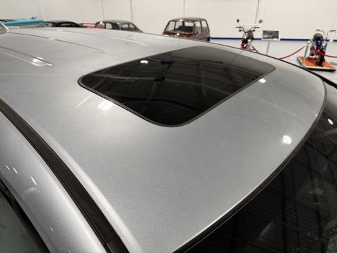 Used 2023 Honda Odyssey Elite image 42