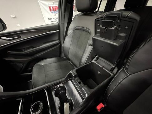 New 2026 Jeep Grand Cherokee Altitude image 21