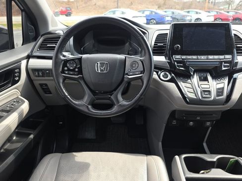 Used 2022 Honda Odyssey Elite image 14