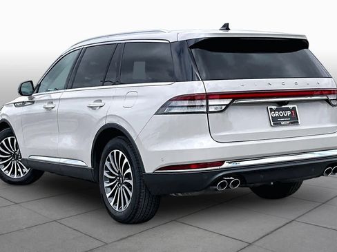 Used 2022 Lincoln Aviator Reserve w/ Elements Package Plus RWD image 11