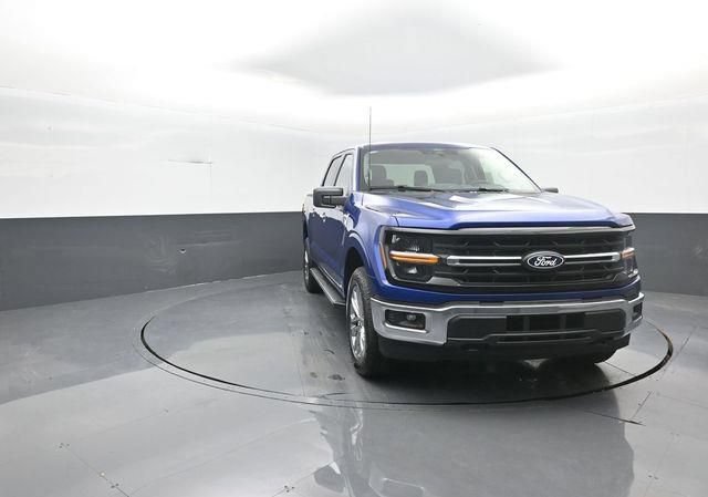 New 2026 Ford F150 XLT w/ XLT Chrome Appearance Package AWD/4WD image 4