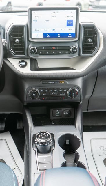 Used 2024 Ford Bronco Sport Heritage w/ Heritage Convenience Package AWD/4WD image 15
