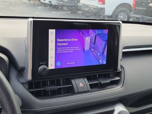 Used 2023 Toyota RAV4 XLE FWD image 27
