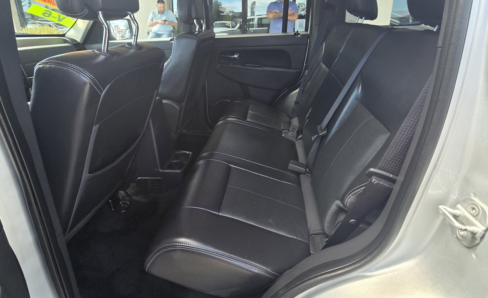 Used 2012 Jeep Liberty Sport AWD/4WD image 10