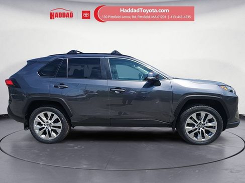 Used 2023 Toyota RAV4 XLE Premium AWD/4WD image 7