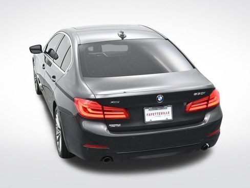 Used 2020 BMW 530i xDrive AWD/4WD image 28
