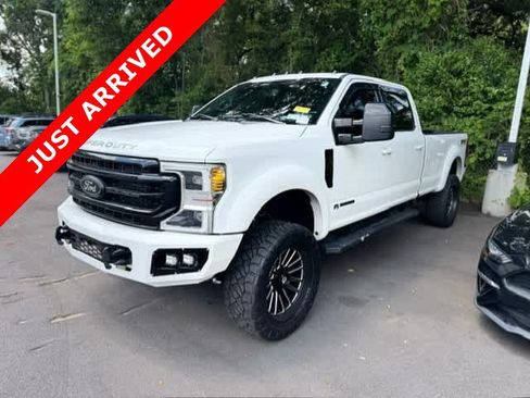 Used 2022 Ford F250 Lariat w/ Black Appearance Package AWD/4WD image 1
