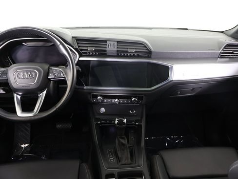 Used 2020 Audi Q3 2.0T Premium Plus w/ Premium Plus Package image 46