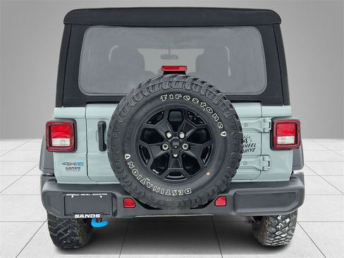 Used 2023 Jeep Wrangler Unlimited w/ Cold Weather Group image 5