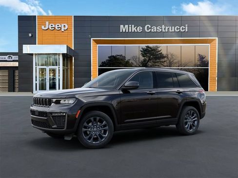 New 2026 Jeep Grand Cherokee Limited AWD/4WD image 3