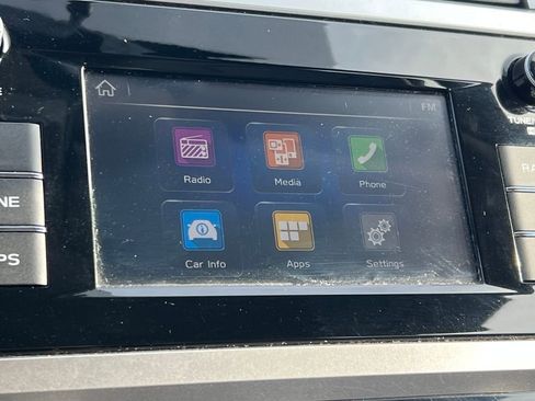 Used 2018 Subaru Outback 2.5i image 24