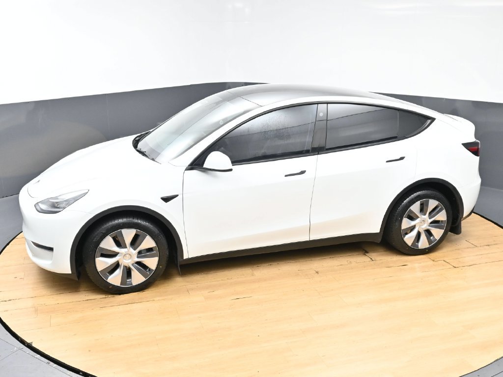 Used 2023 Tesla Model Y Long Range AWD/4WD image 51