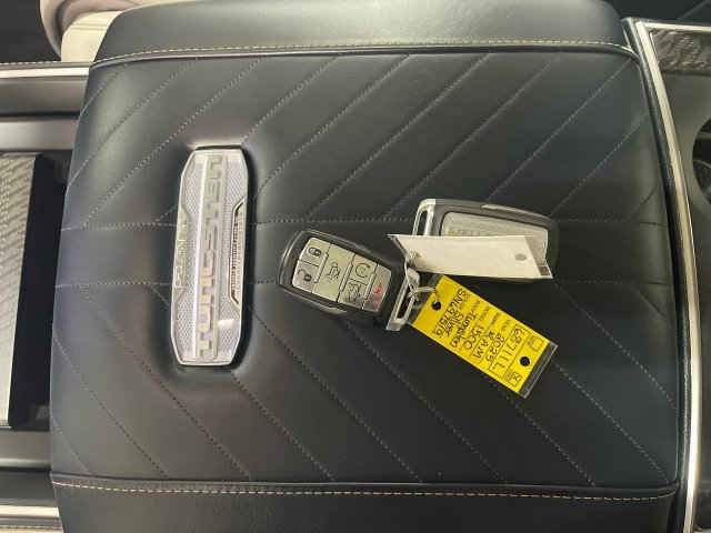 Used 2025 RAM 1500 Tungsten AWD/4WD image 22
