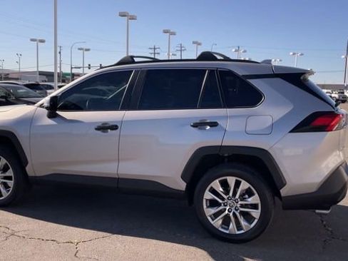 Used 2024 Toyota RAV4 XLE Premium AWD/4WD image 7