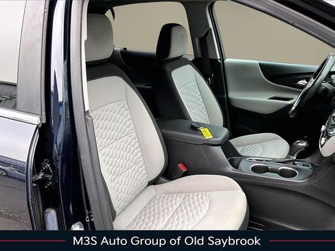 Used 2021 Chevrolet Equinox LT image 29