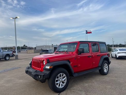 Used 2023 Jeep Wrangler Unlimited Sport AWD/4WD image 7