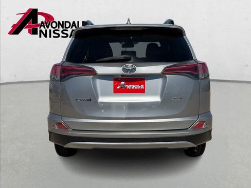 Used 2018 Toyota RAV4 XLE image 6