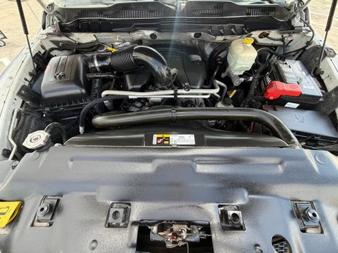 Used 2014 RAM 2500 Tradesman w/ Chrome Appearance Group AWD/4WD image 31