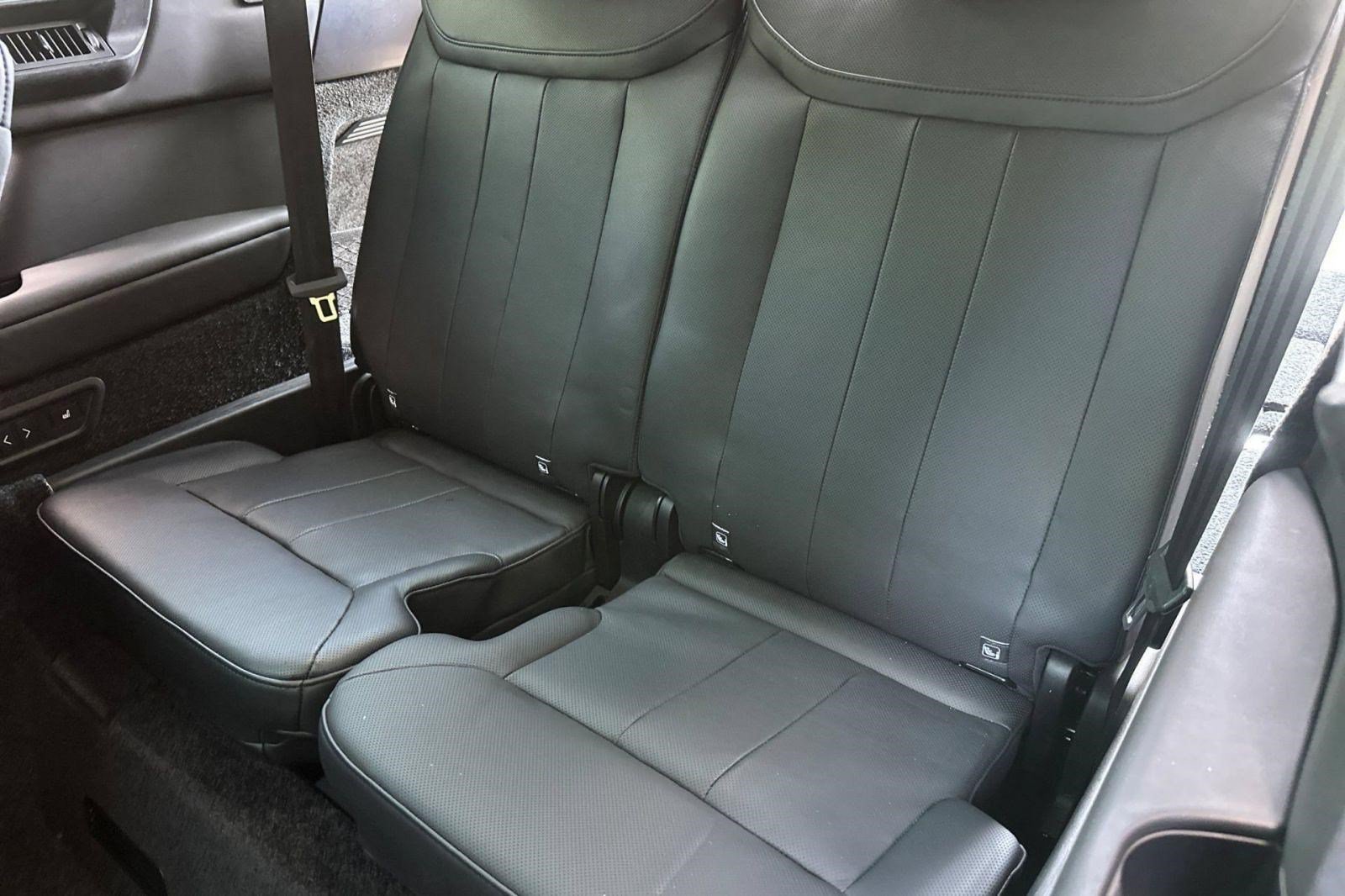 Certified 2023 Land Rover Range Rover Long Wheelbase SE AWD/4WD image 37