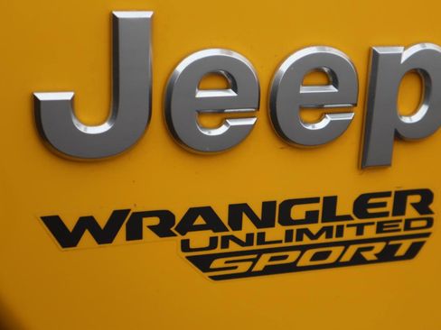 Used 2018 Jeep Wrangler Unlimited Sport S image 22