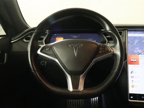 Used 2018 Tesla Model S P100D image 38