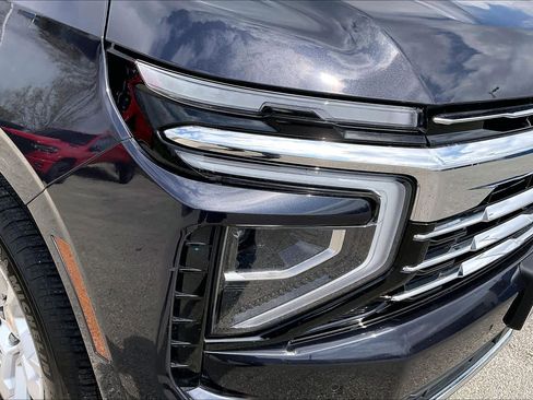 Certified 2025 Chevrolet Suburban LT image 27