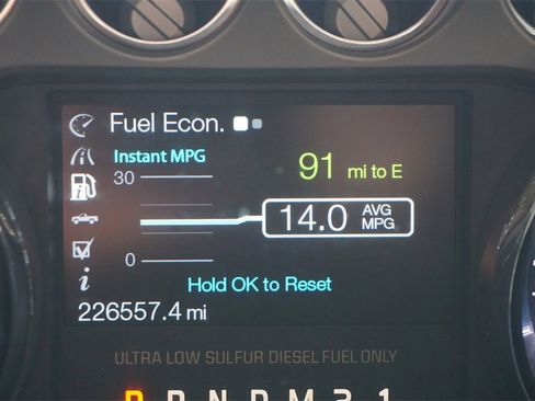 Used 2015 Ford F250 Lariat w/ Lariat Interior Package image 6