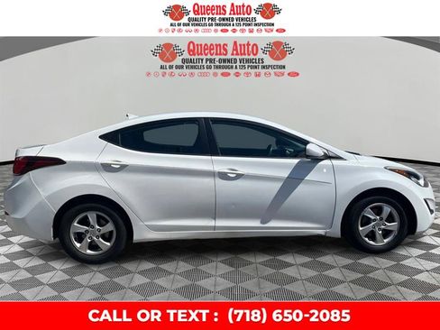 Used 2014 Hyundai Elantra SE FWD image 8
