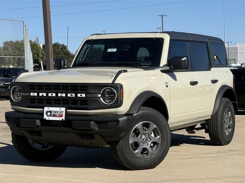 New 2025 Ford Bronco Big Bend image 27