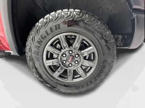 Used 2024 GMC Sierra 1500 AT4X AWD/4WD image 16