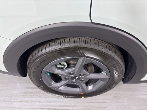 New 2026 Kia K4 FWD image 10