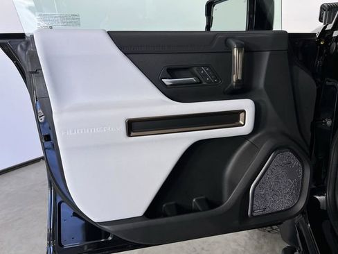 Used 2024 GMC Hummer EV 2X w/ Extreme Off-Road Package image 23