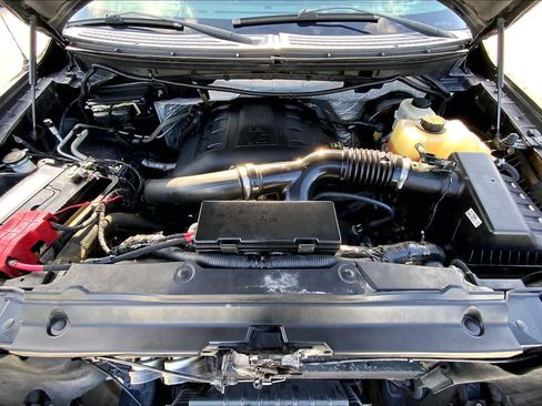 Used 2013 Ford F150 Platinum RWD image 28
