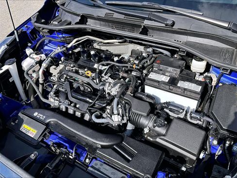 Used 2024 Toyota Corolla Cross LE image 35