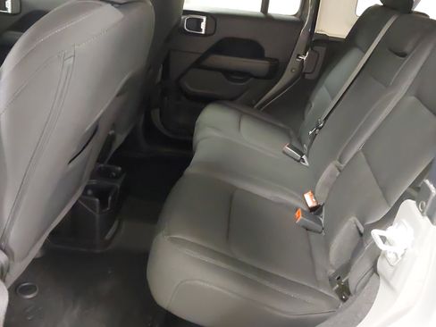 Used 2021 Jeep Wrangler Unlimited Sahara w/ Cold Weather Group image 37