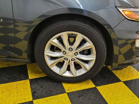 Used 2020 Chevrolet Malibu LT image 9