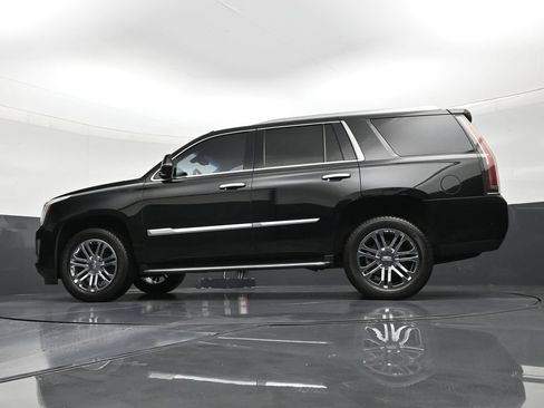 Used 2019 Cadillac Escalade 2WD image 20