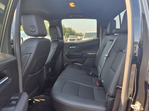 New 2025 GMC Canyon Elevation w/ Convenience Package image 20