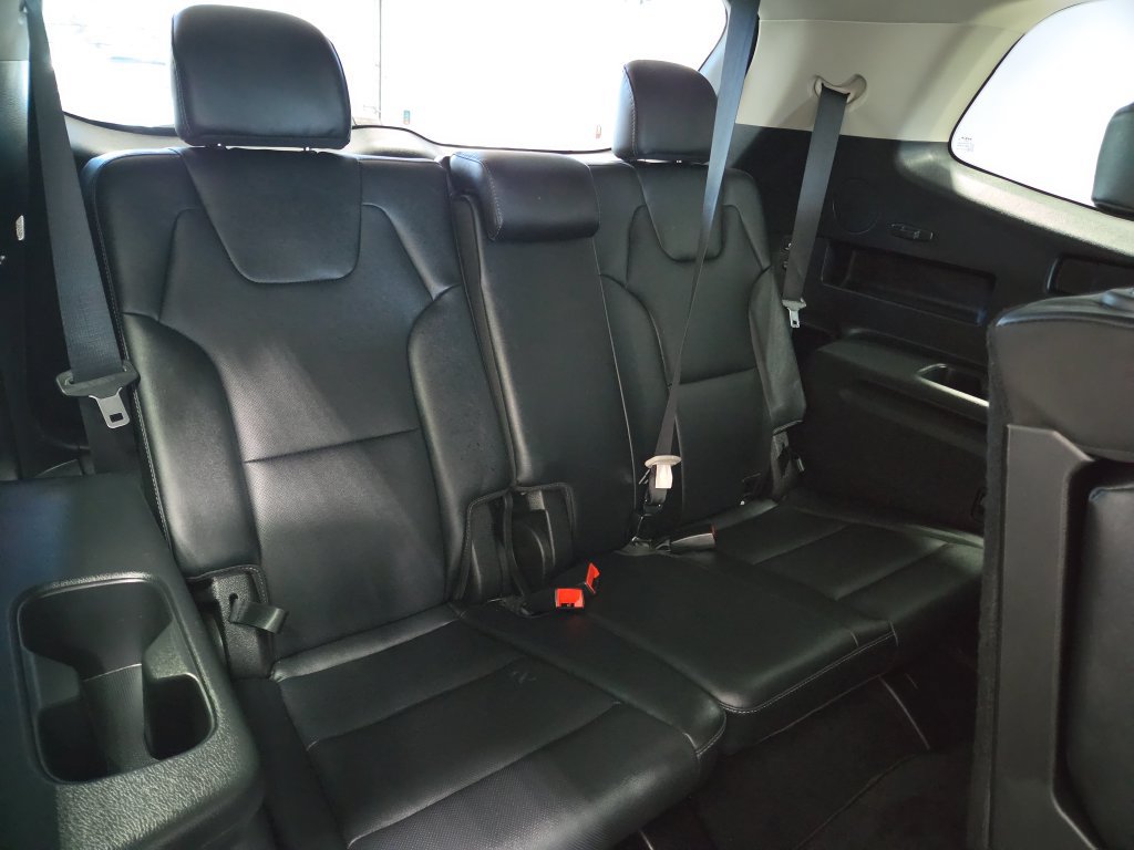Used 2023 Kia Telluride AWD image 18
